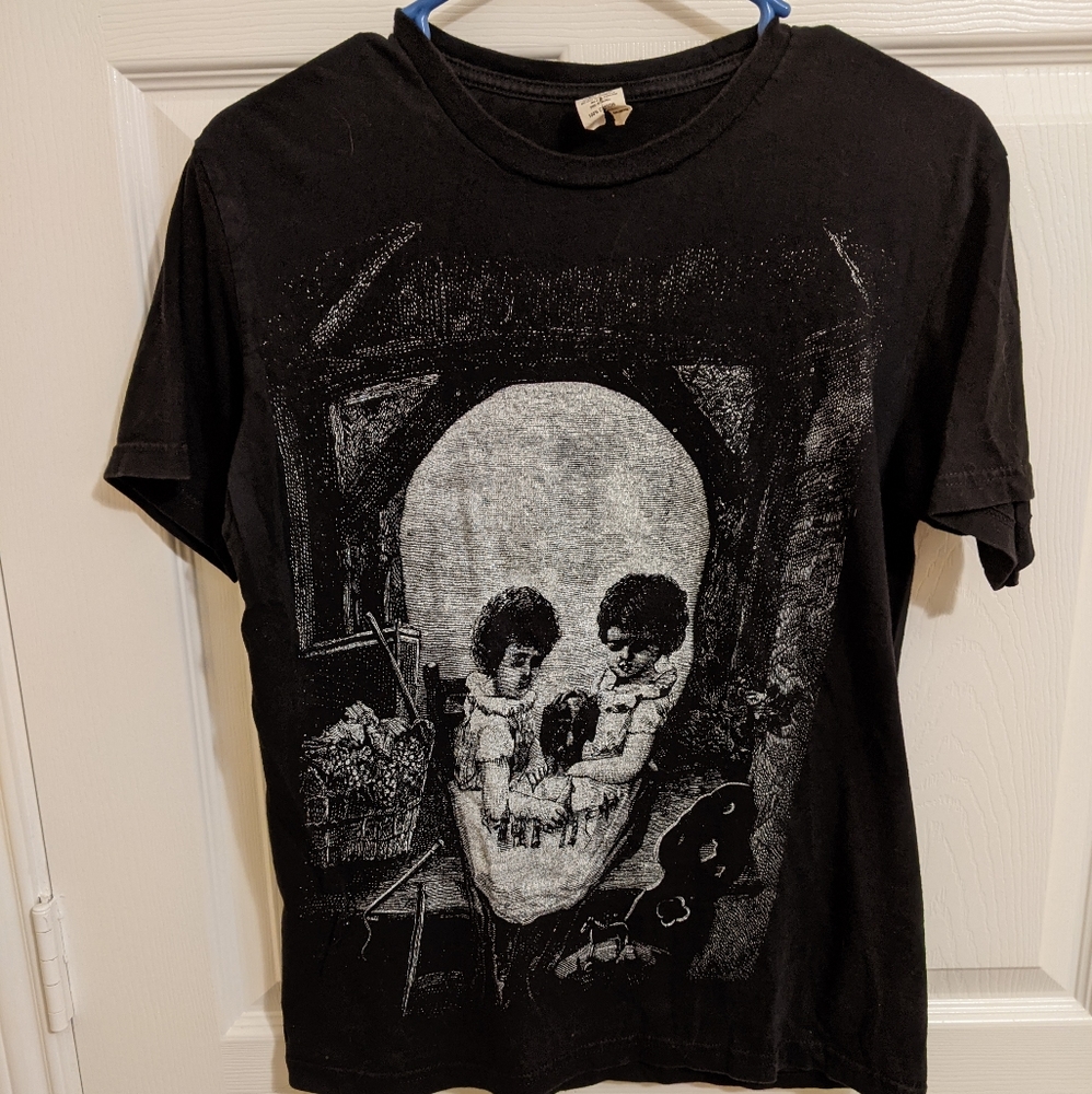 Hot Topic Skull Shirt